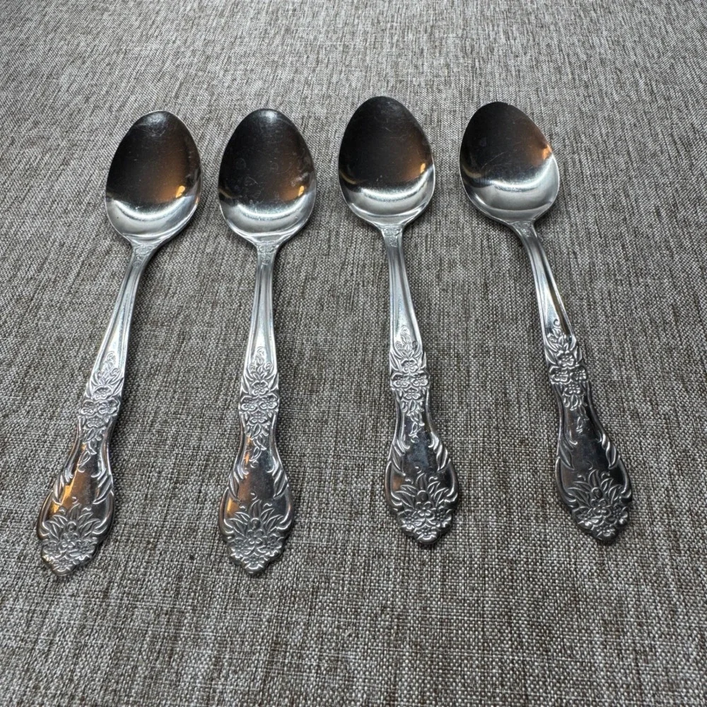 Rogers & Co Stainless China Floral Rose‎ Teaspoons Set of 4 Silver Flatware